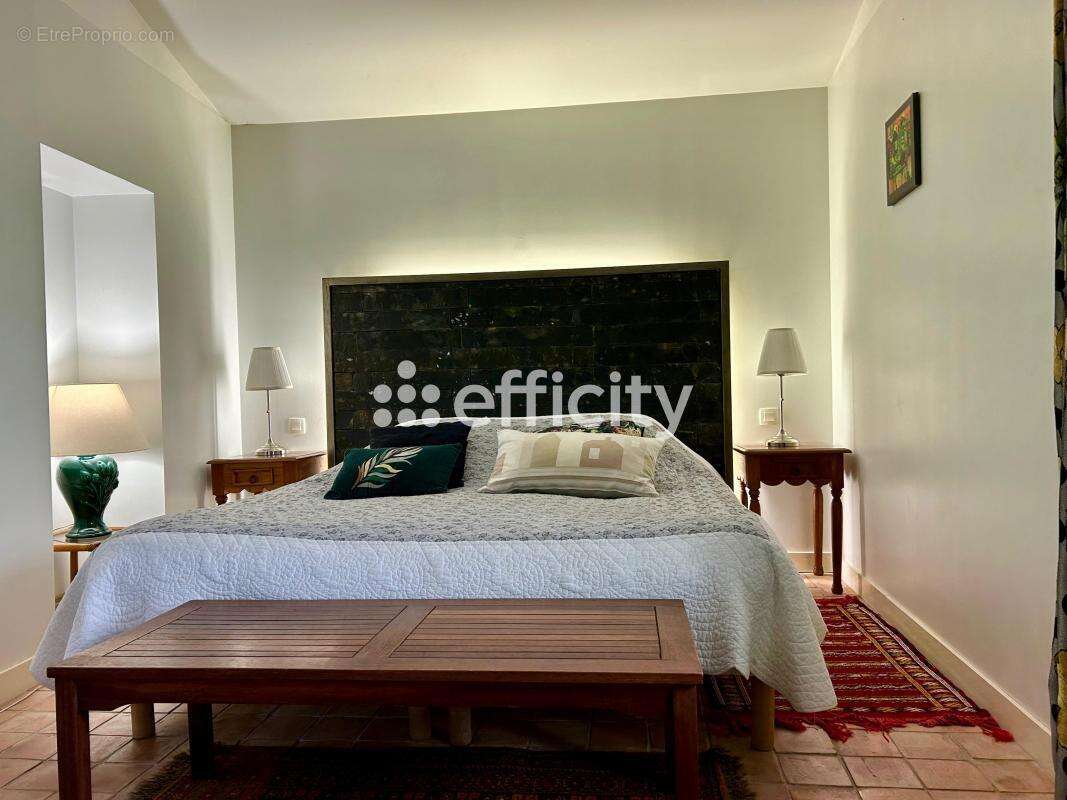 Maison à NIEULLE-SUR-SEUDRE