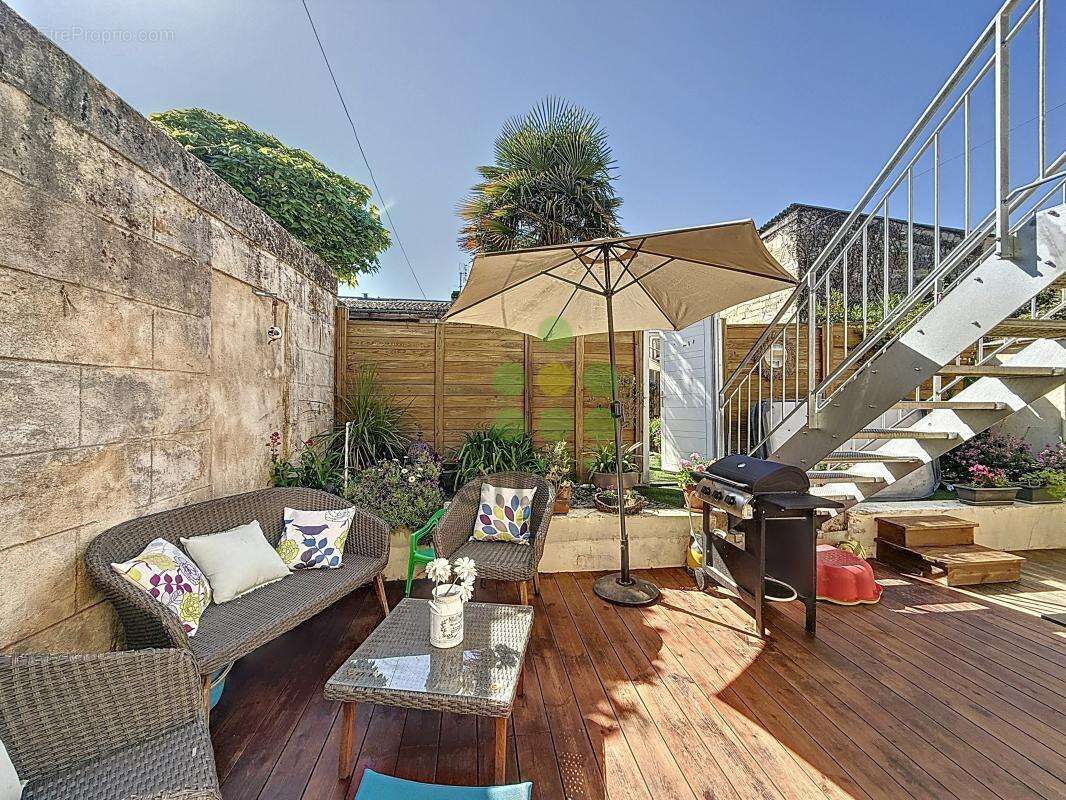 Appartement à BORDEAUX