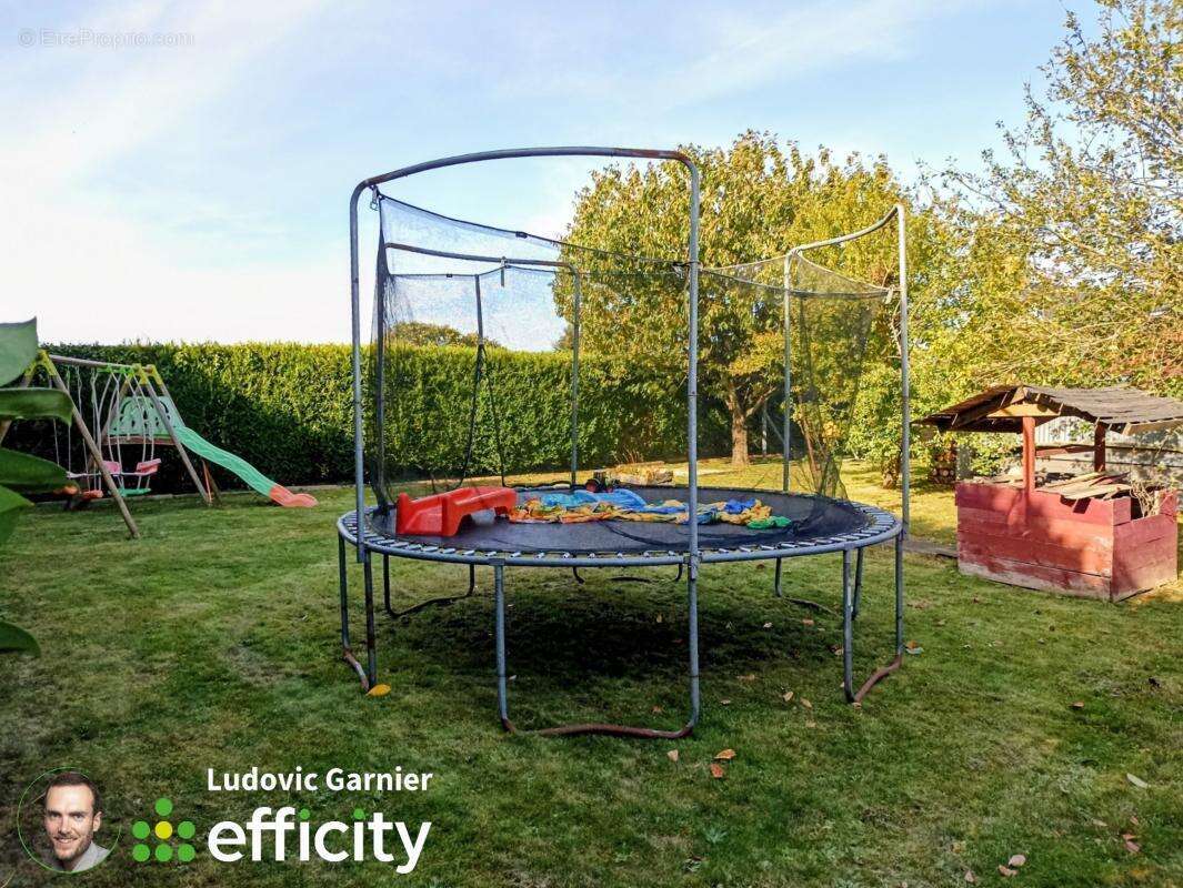 Maison à LE TEILLEUL