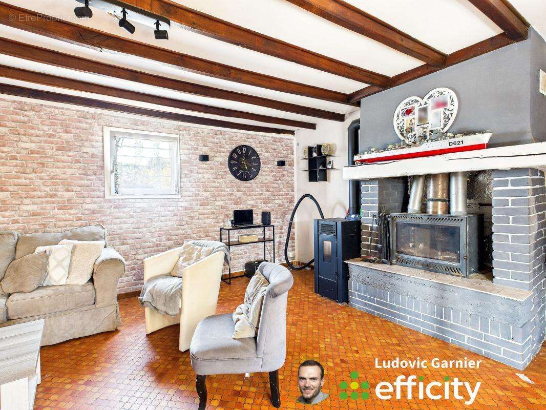 Maison à LE TEILLEUL