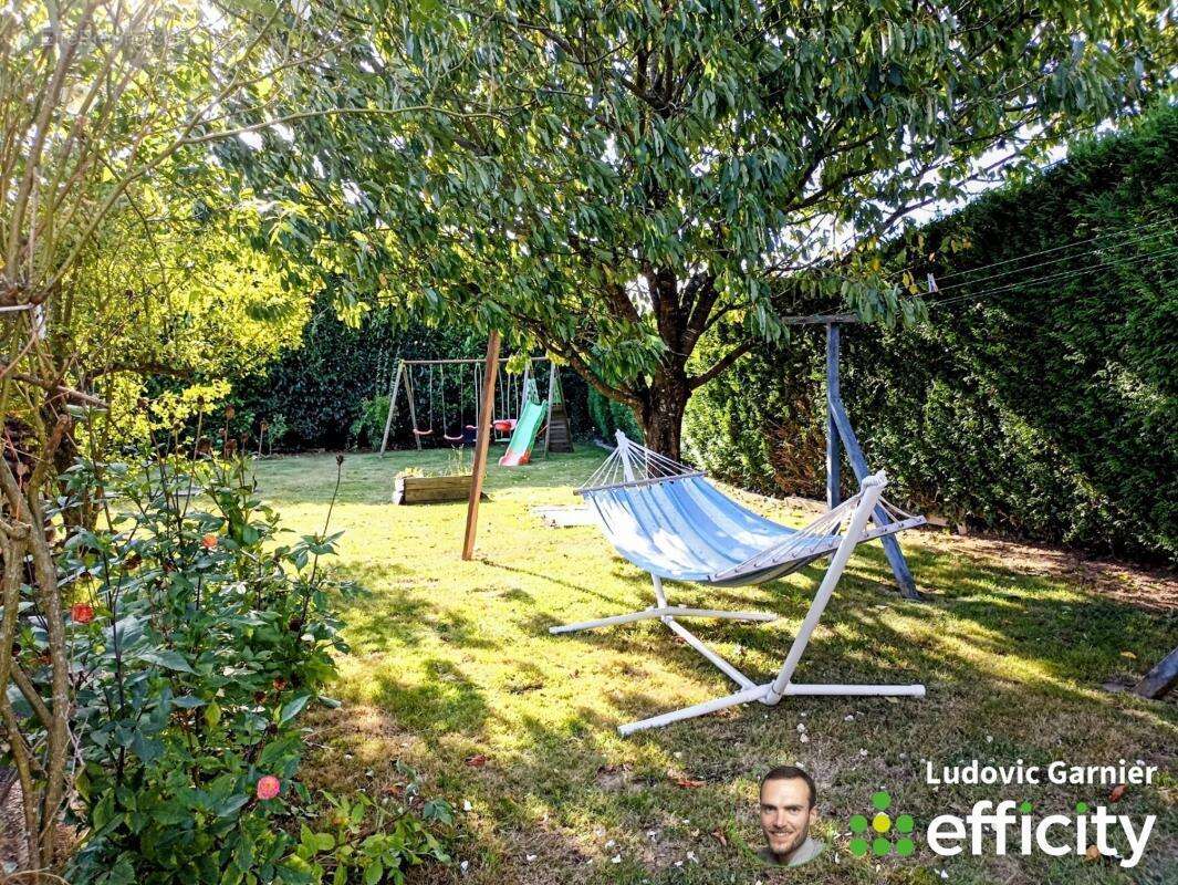 Maison à LE TEILLEUL