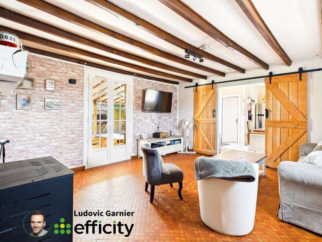 Maison à LE TEILLEUL