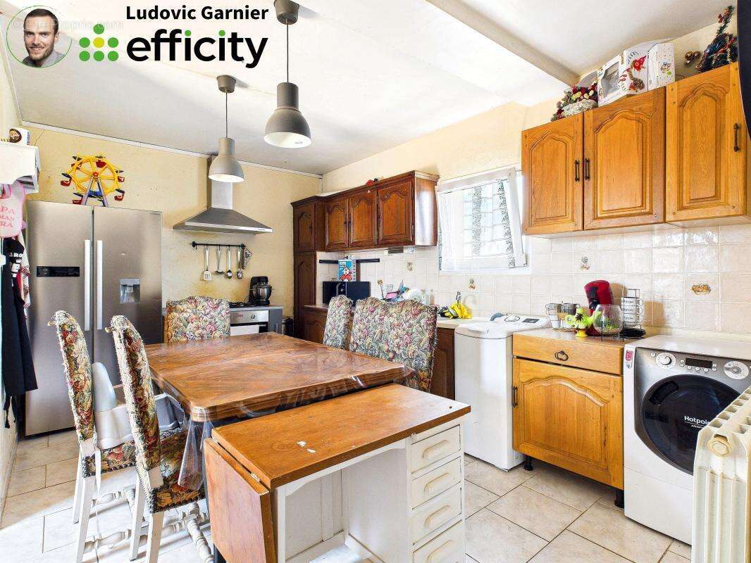 Maison à LE TEILLEUL