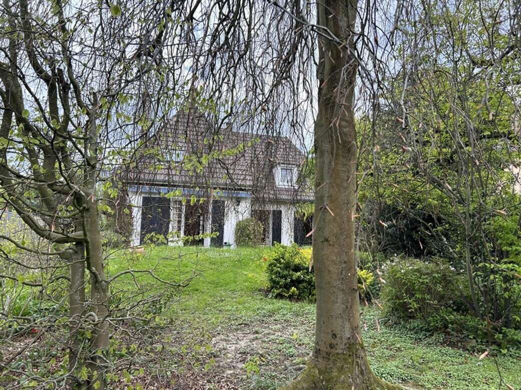 Maison à VELIZY-VILLACOUBLAY