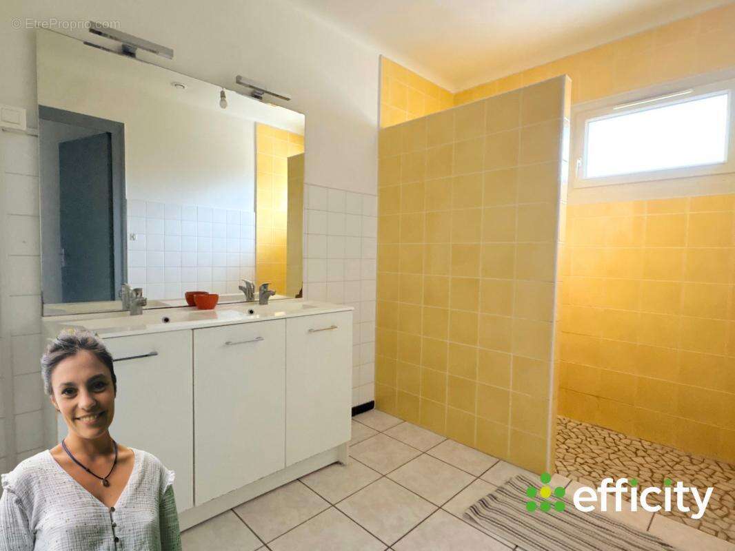 Maison à SURY-LE-COMTAL