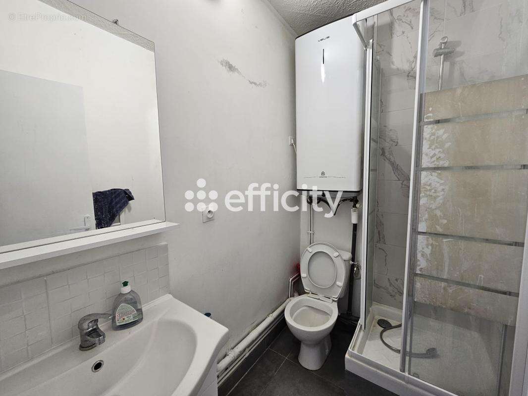 Appartement à AUBERVILLIERS