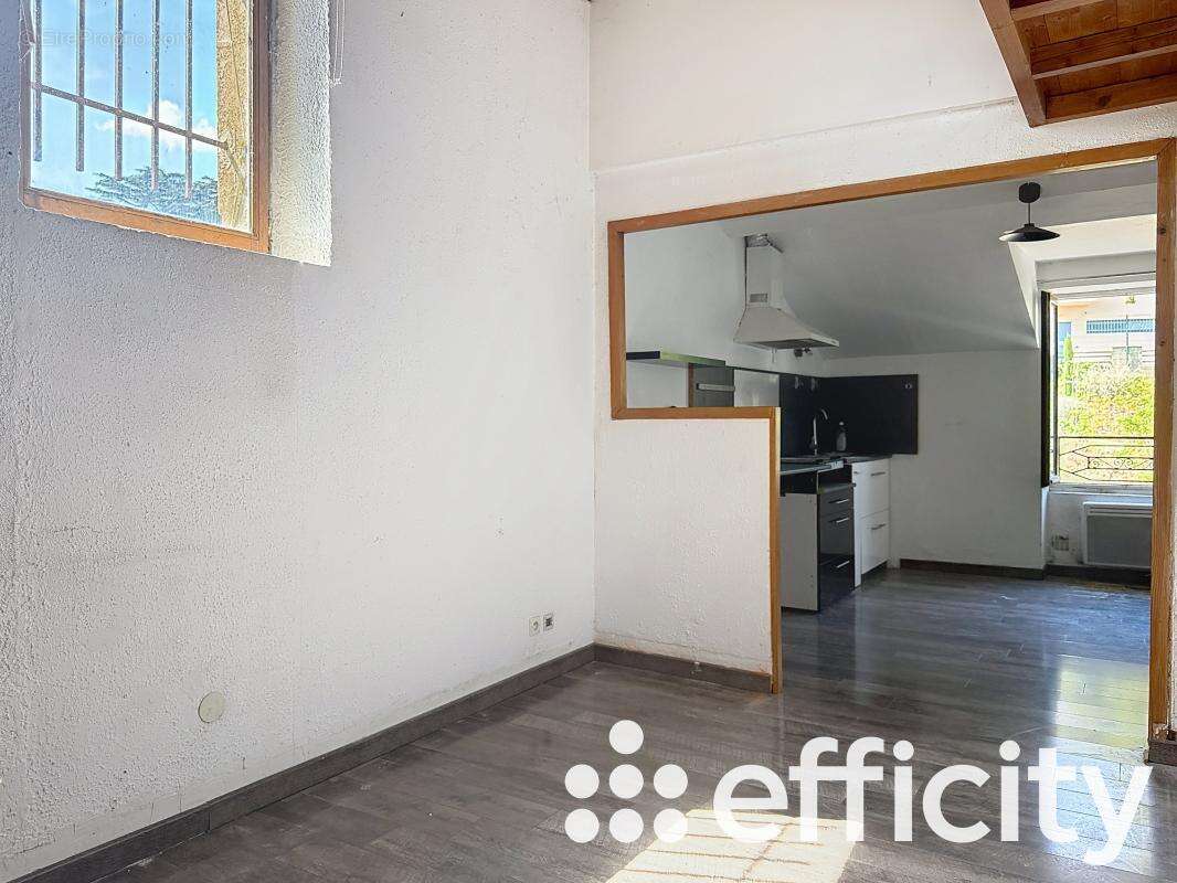 Appartement à GRIGNY