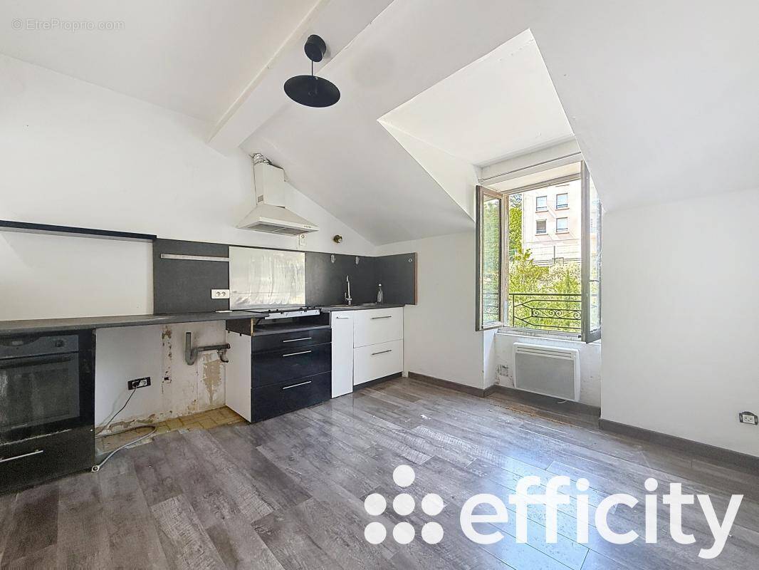 Appartement à GRIGNY