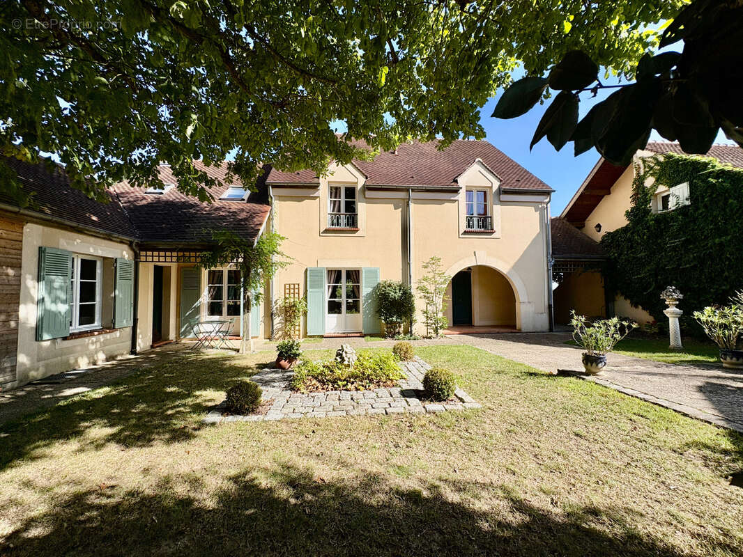 Maison à HERBEVILLE