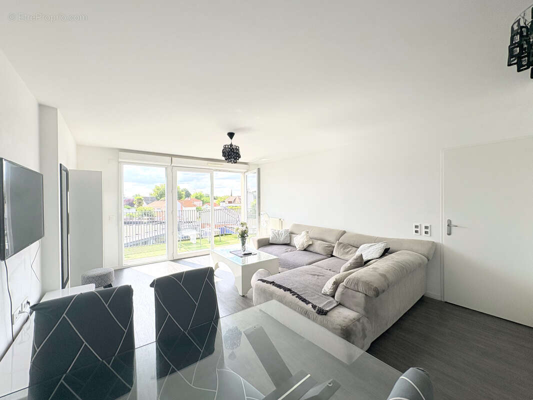 Appartement à CHENNEVIERES-SUR-MARNE