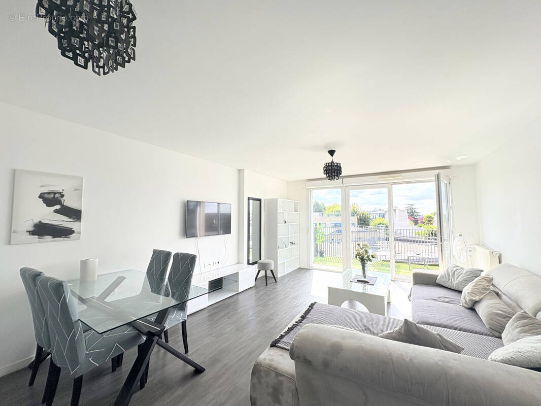 Appartement à CHENNEVIERES-SUR-MARNE