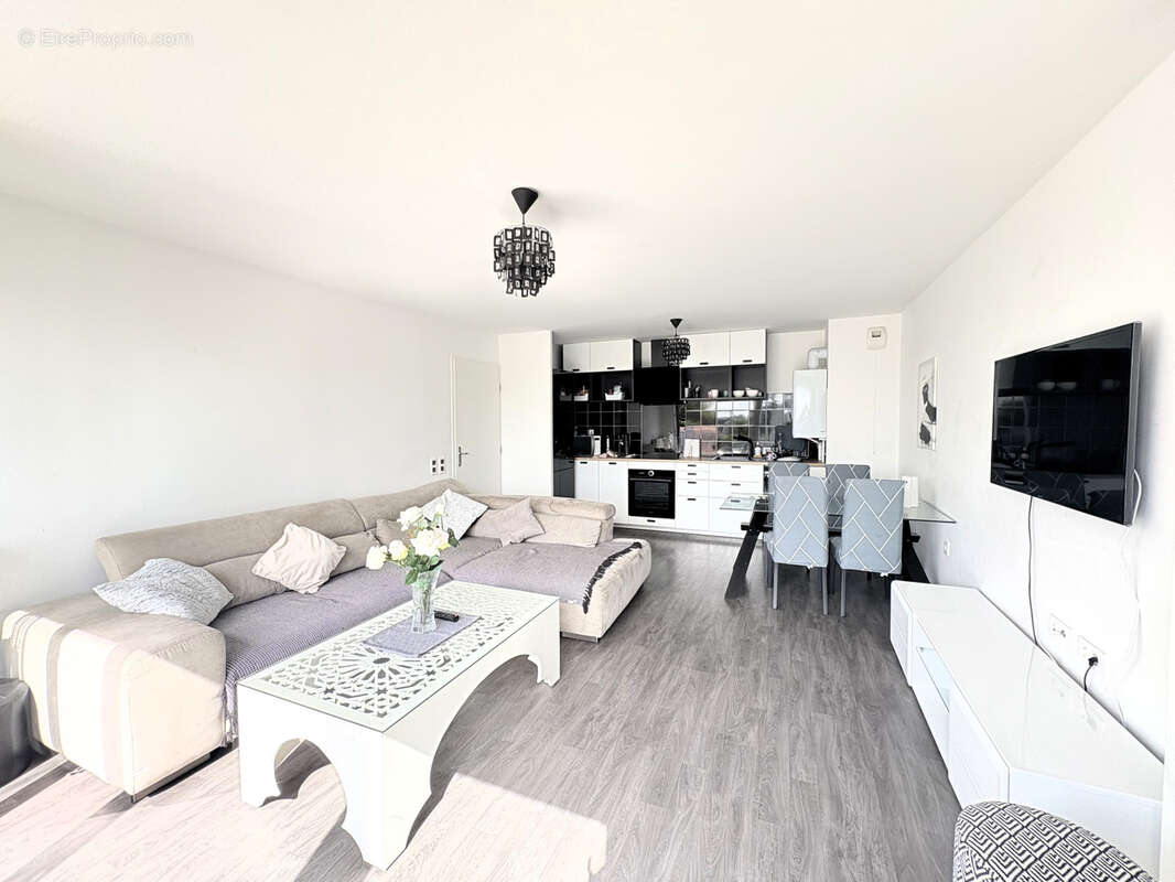 Appartement à CHENNEVIERES-SUR-MARNE