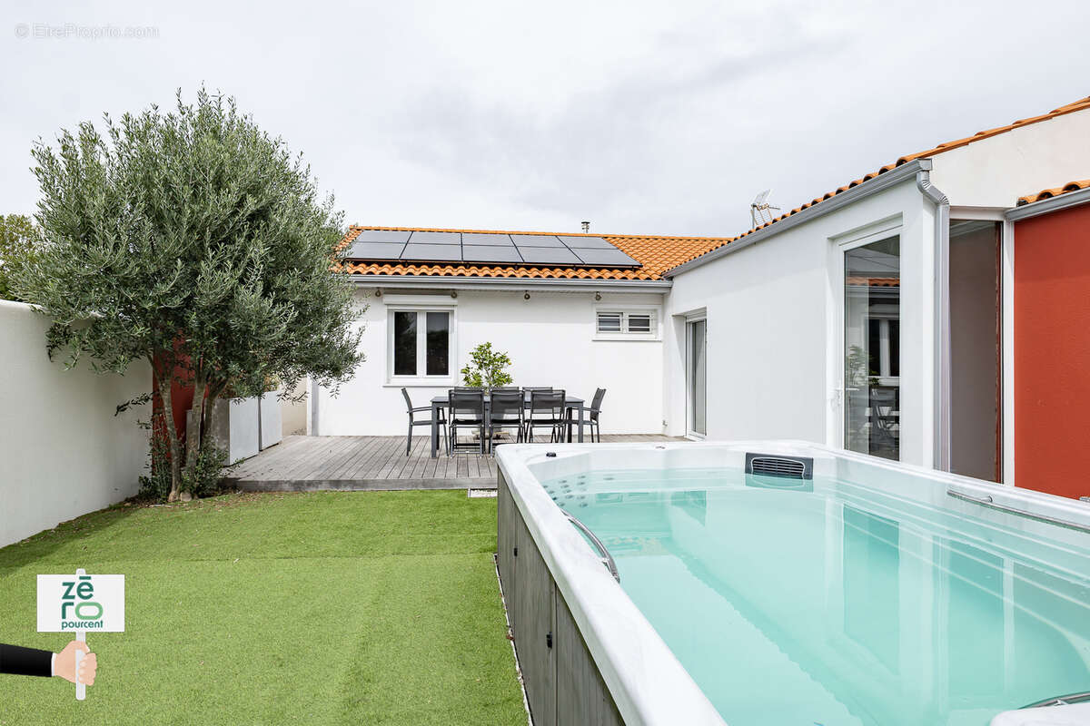 Maison à AIGREFEUILLE-D&#039;AUNIS