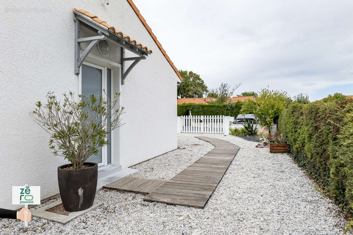 Maison à AIGREFEUILLE-D&#039;AUNIS