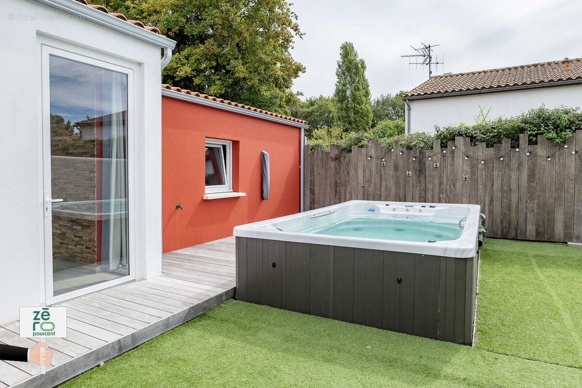 Maison à AIGREFEUILLE-D&#039;AUNIS