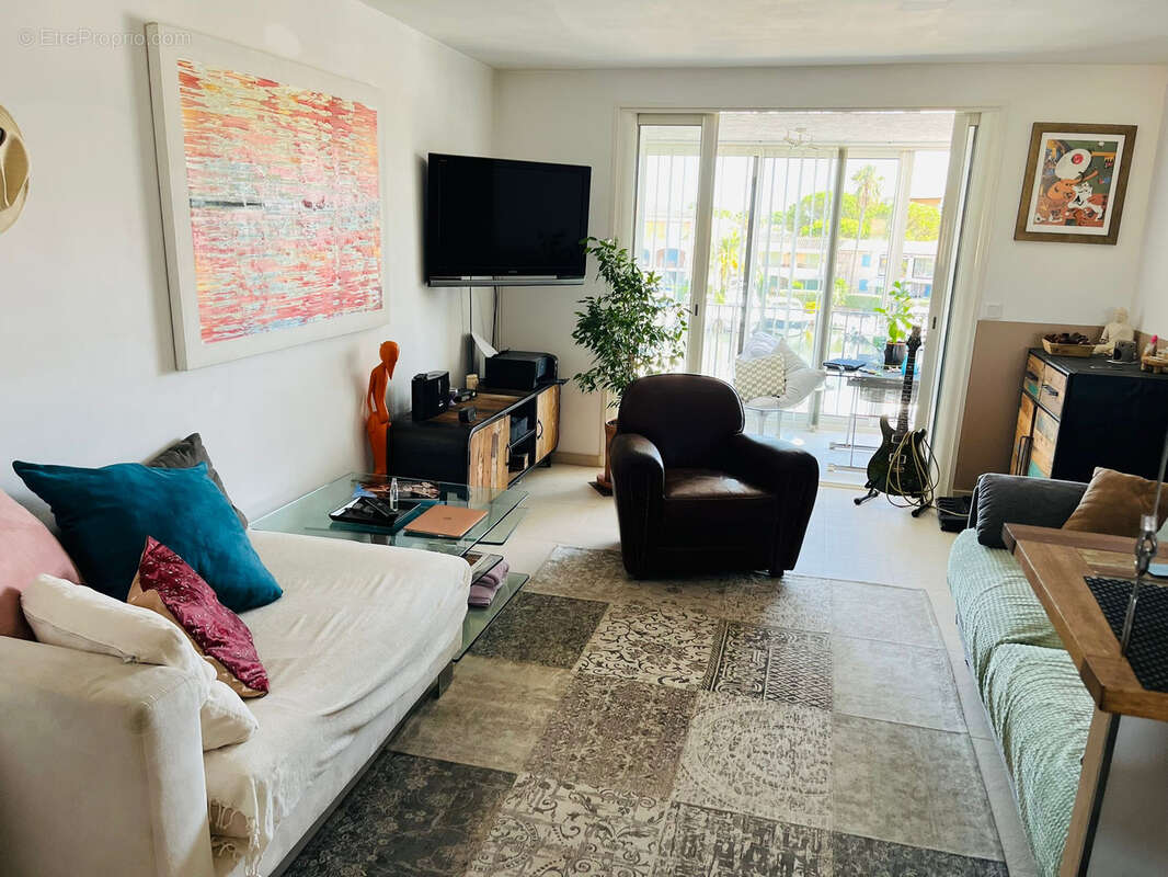 Appartement à COGOLIN