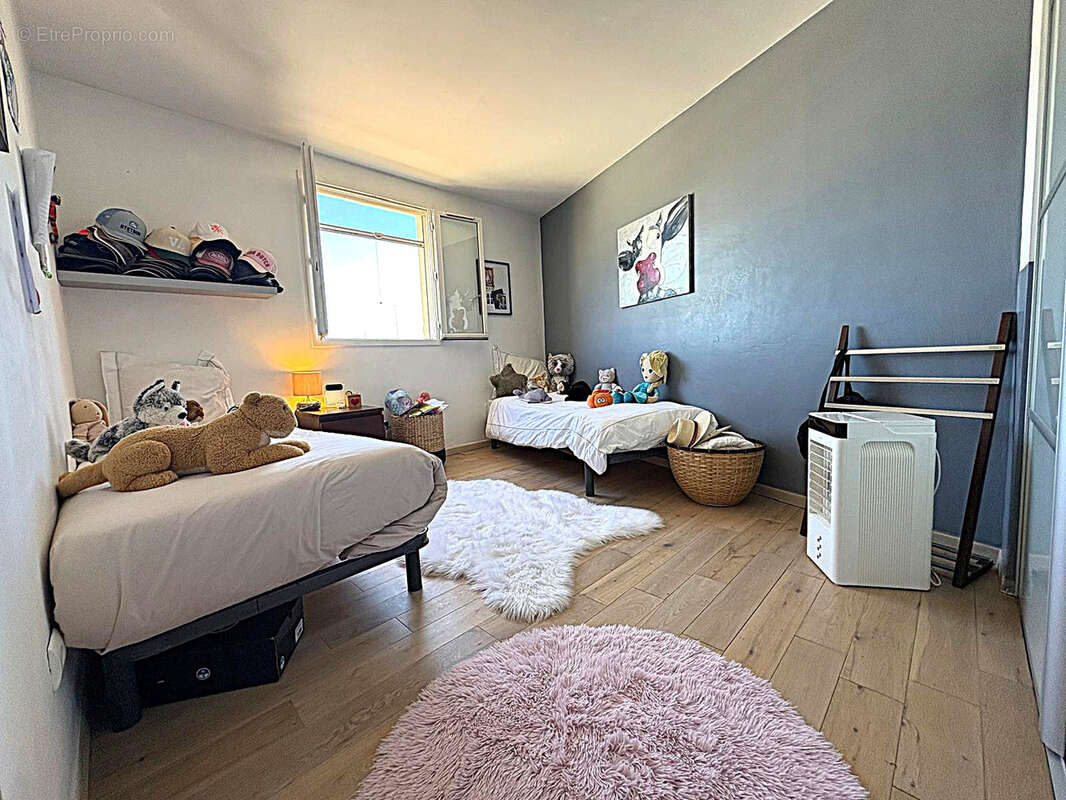 Appartement à COGOLIN