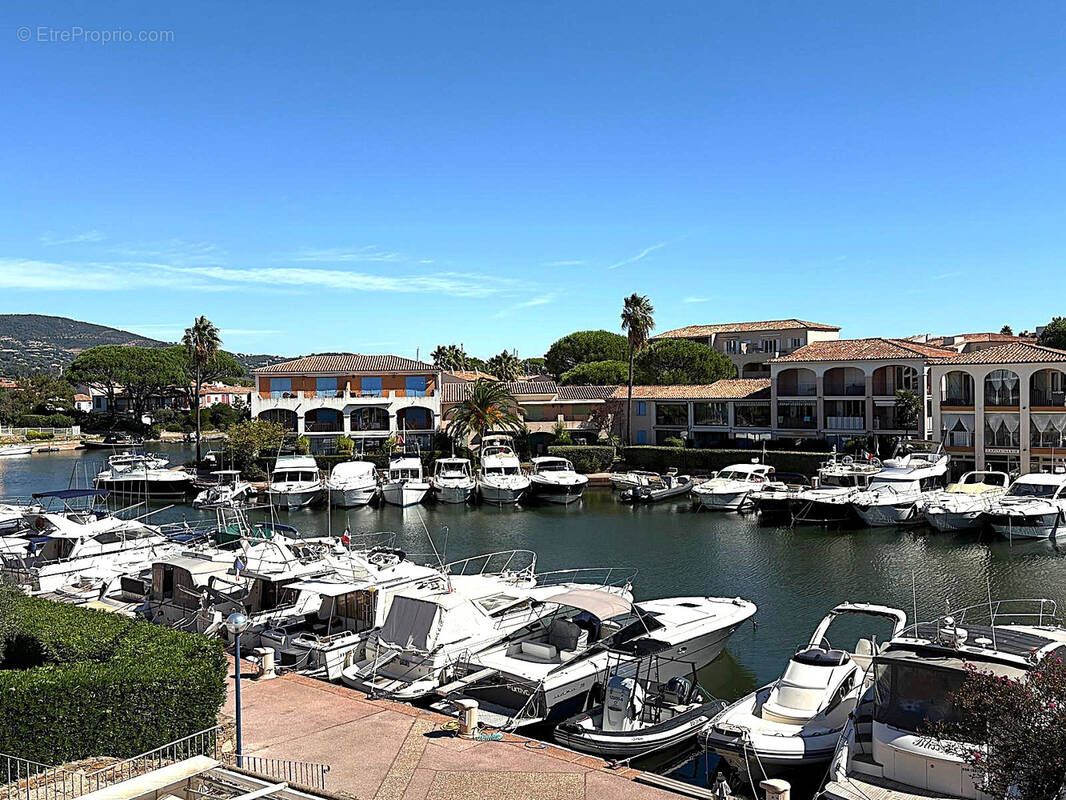 Appartement à COGOLIN