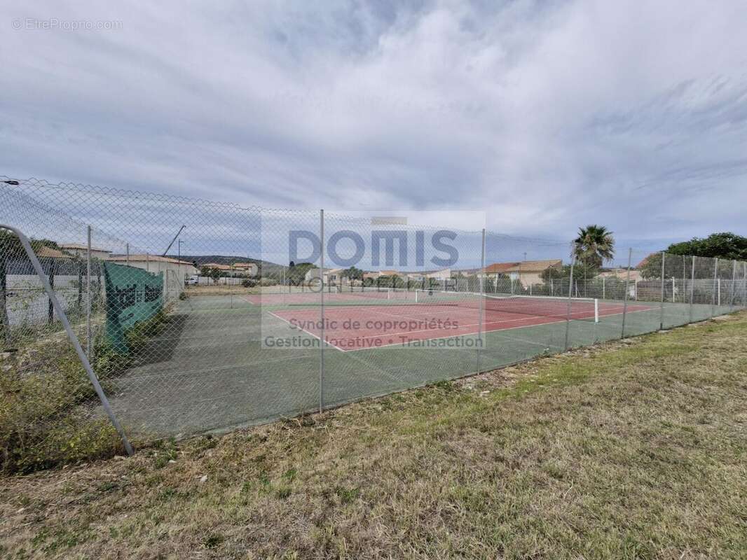 Maison à VIC-LA-GARDIOLE