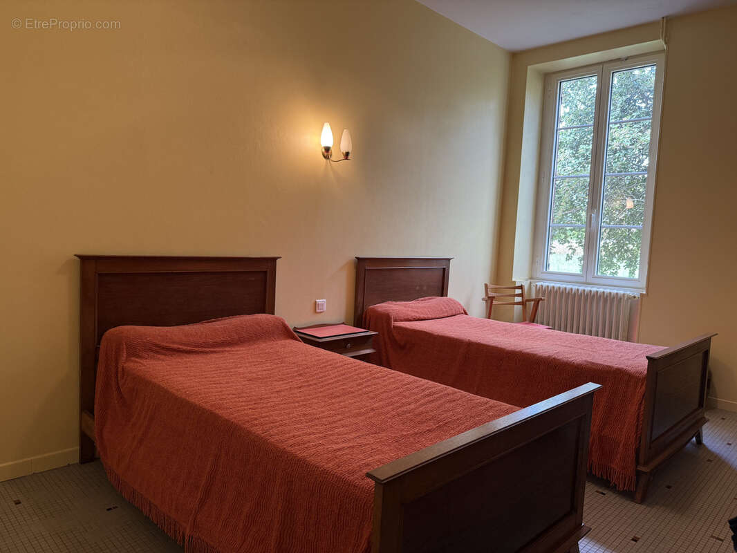 Maison à SAINT-QUENTIN-DU-DROPT