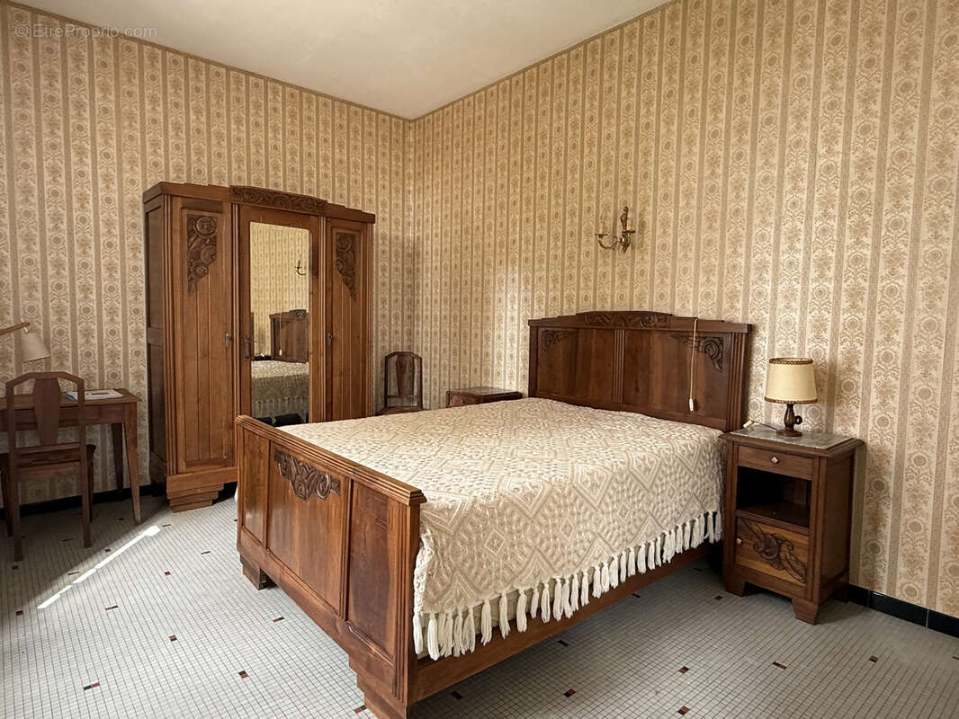 Maison à SAINT-QUENTIN-DU-DROPT