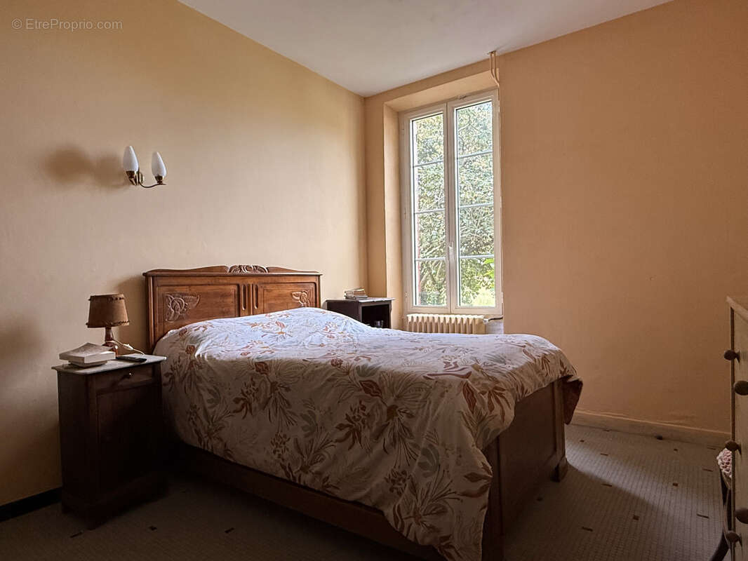 Maison à SAINT-QUENTIN-DU-DROPT