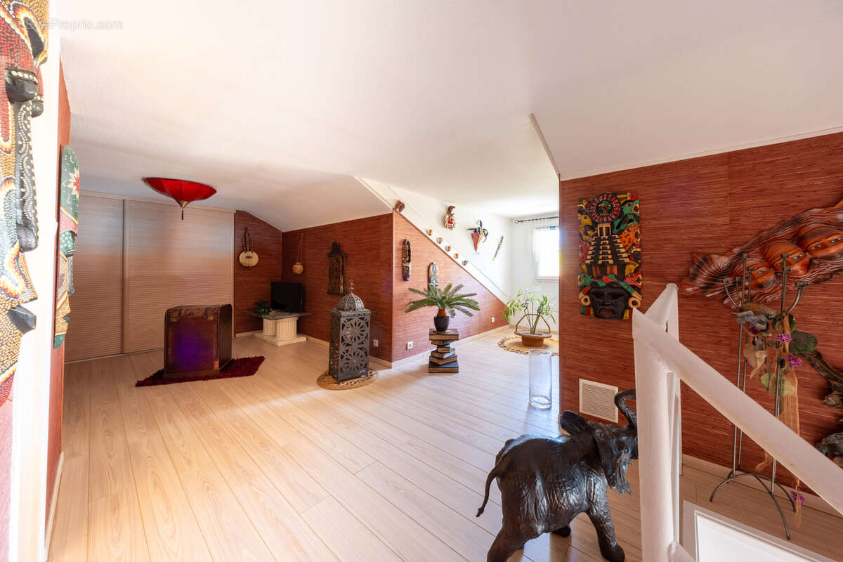 Maison à SAINT-ETIENNE