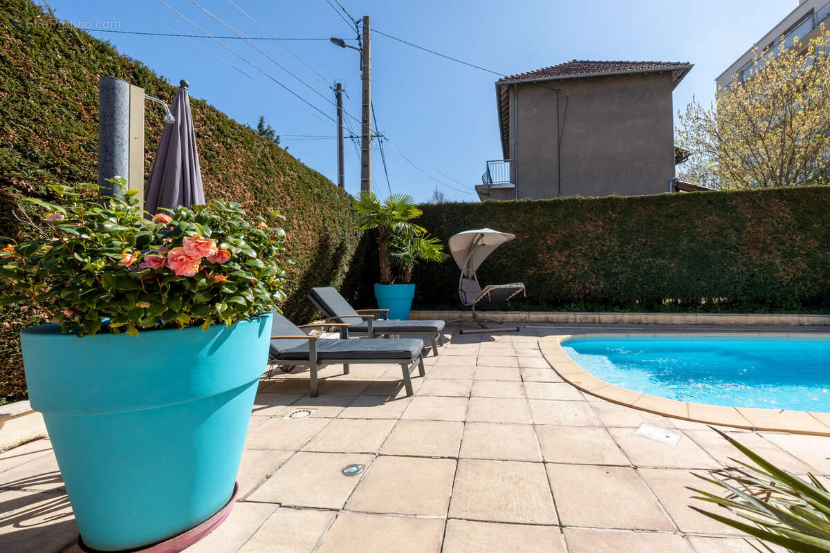 Maison à SAINT-ETIENNE