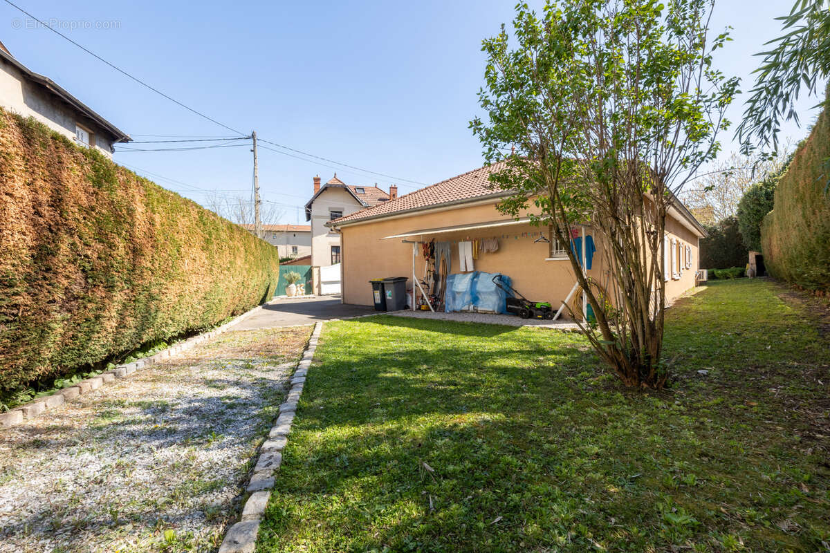 Maison à SAINT-ETIENNE