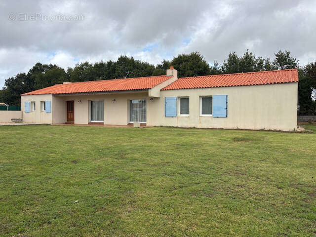 Maison à TALMONT-SAINT-HILAIRE