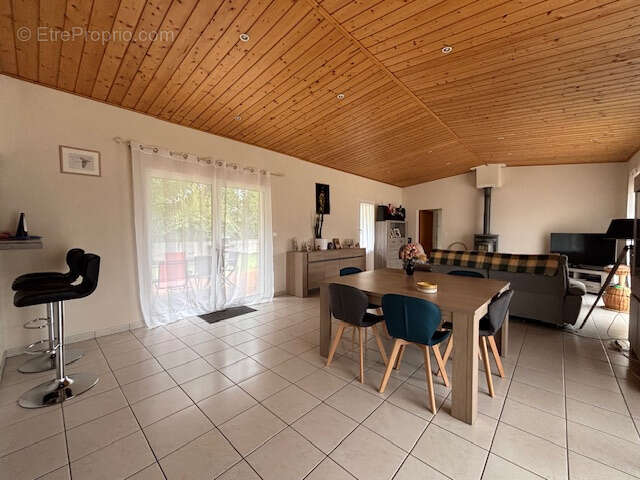 Maison à TALMONT-SAINT-HILAIRE