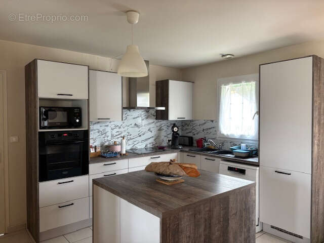 Maison à TALMONT-SAINT-HILAIRE