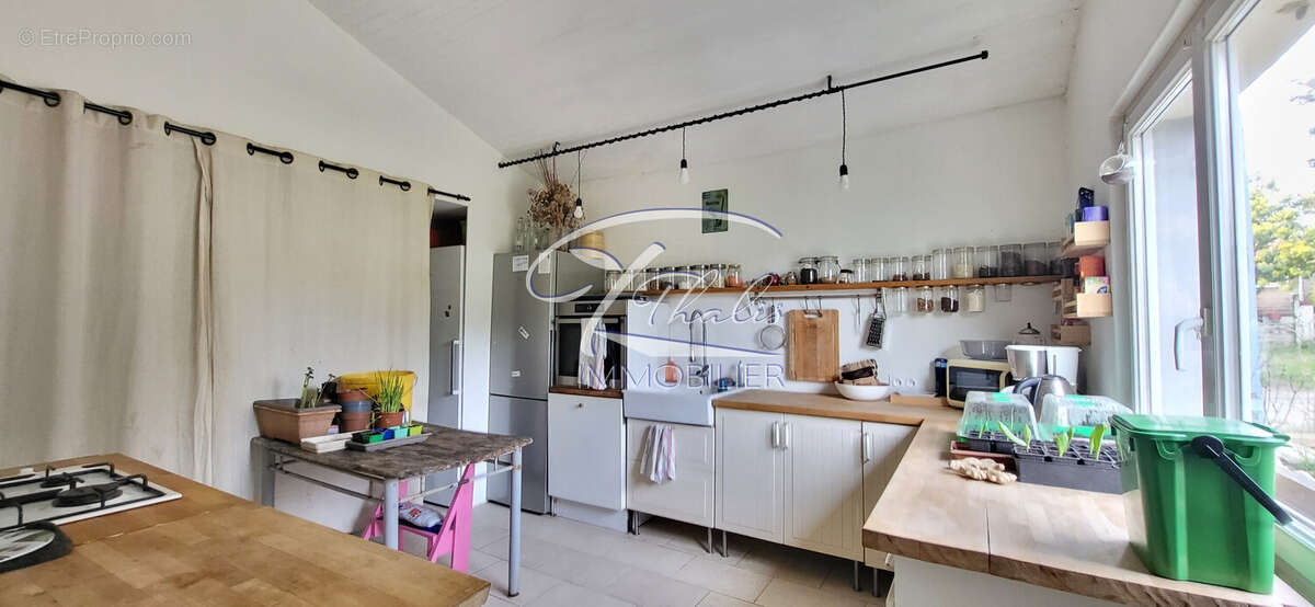 Maison à LA LANDE-DE-FRONSAC