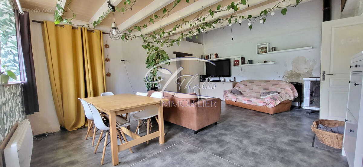 Maison à LA LANDE-DE-FRONSAC