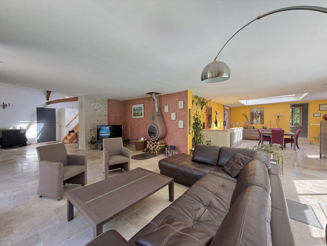 Maison à ARTANNES-SUR-INDRE