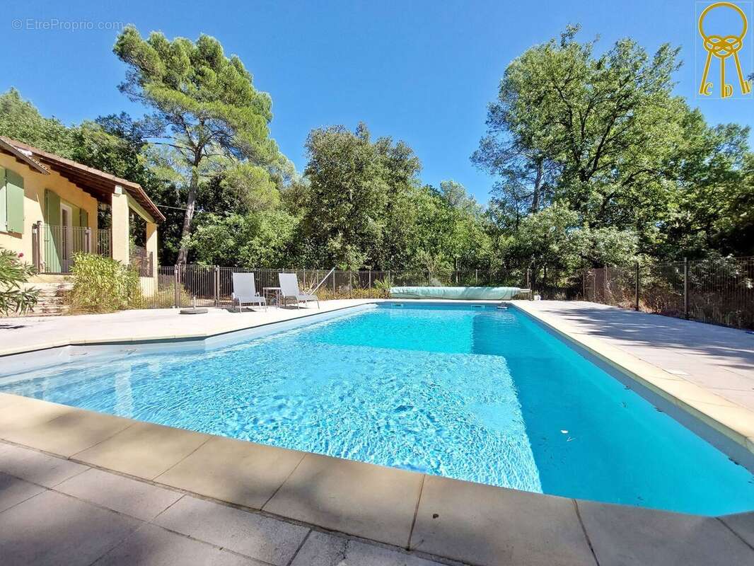 Maison à FLASSANS-SUR-ISSOLE