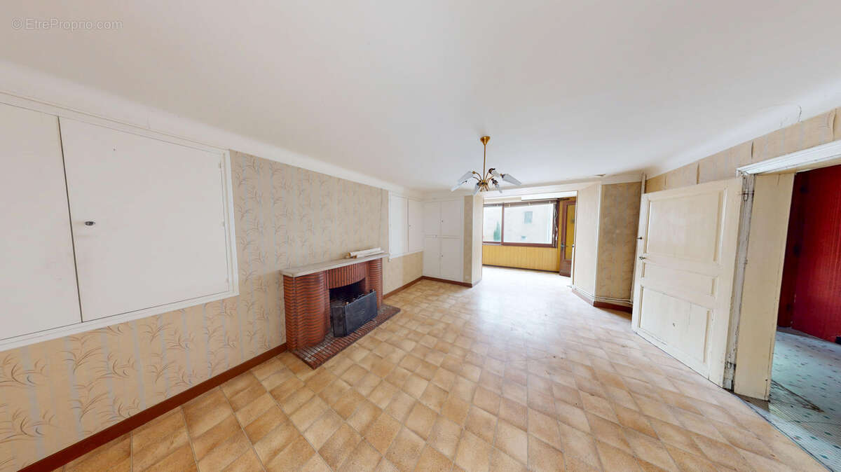 Maison à SEVERAC-L&#039;EGLISE