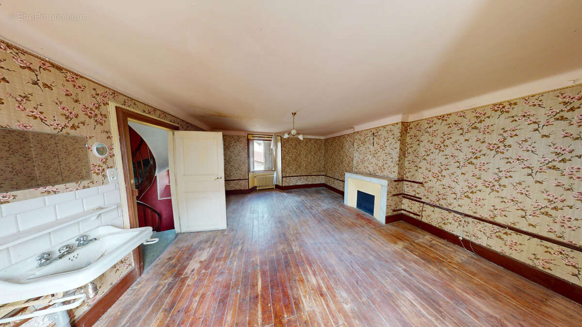 Maison à SEVERAC-L&#039;EGLISE