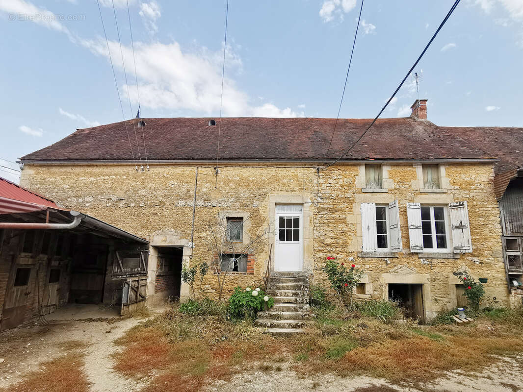 Maison à CUSSANGY