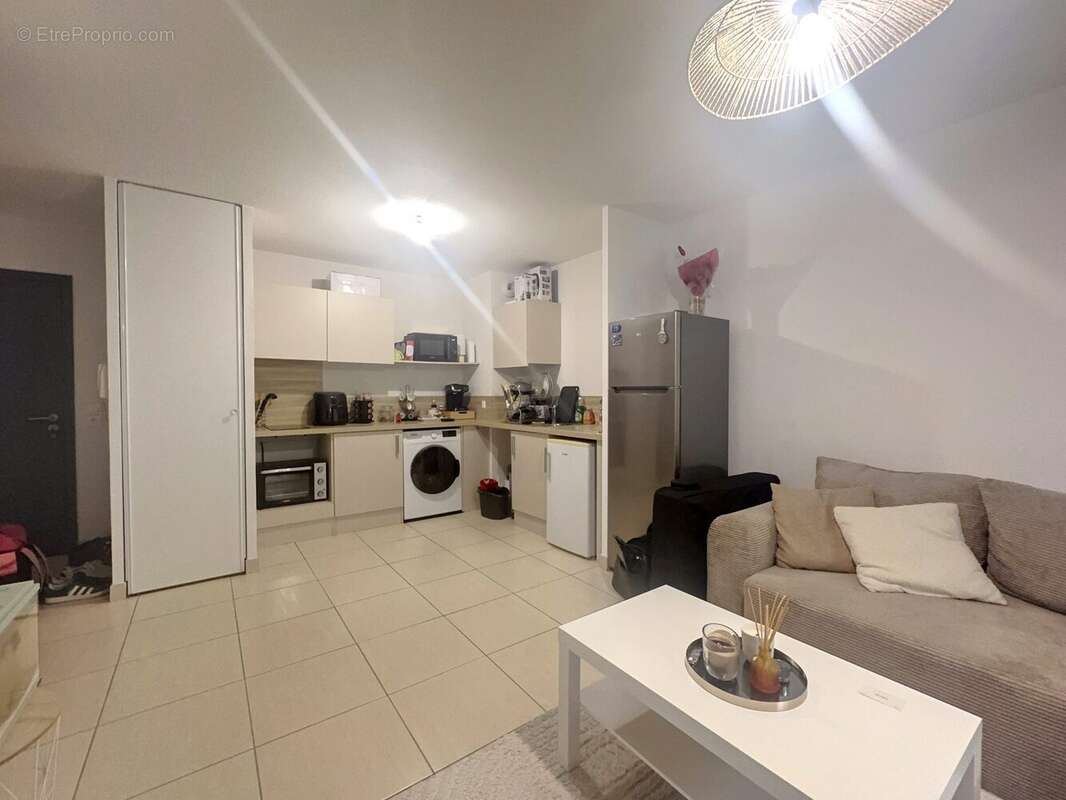 Appartement à BOUJAN-SUR-LIBRON