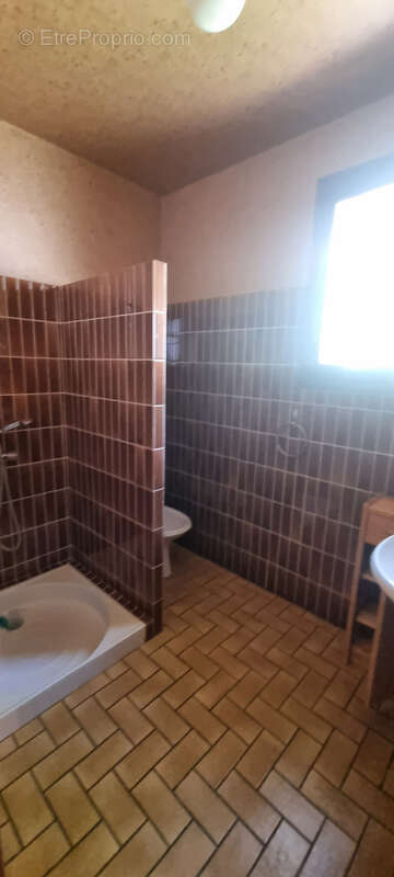 Maison à SAINT-CHELY-D&#039;AUBRAC