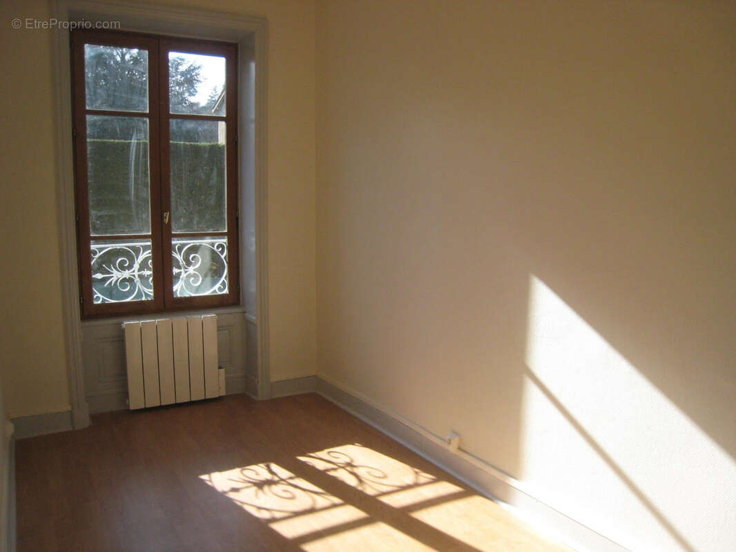 Appartement à SAINT-GERMAIN-AU-MONT-D&#039;OR