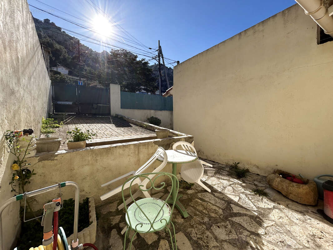 Maison à MARSEILLE-8E