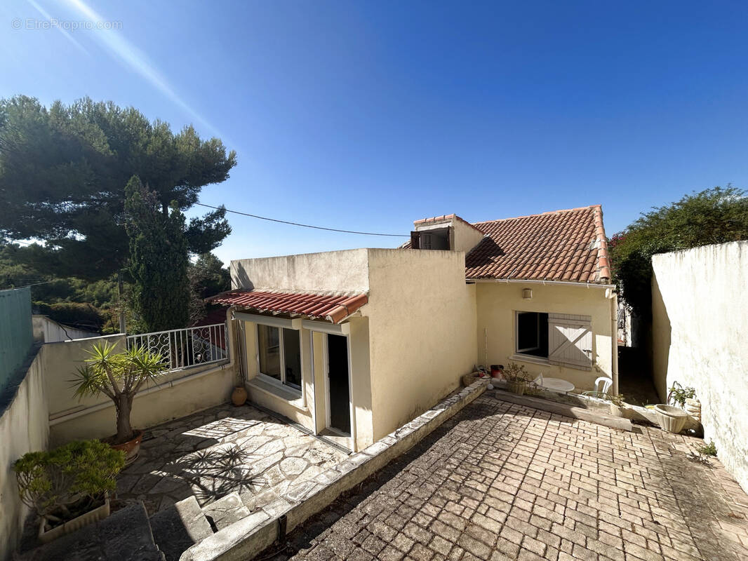 Maison à MARSEILLE-8E