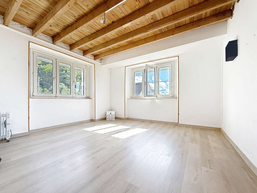 Appartement à ALLONDANS