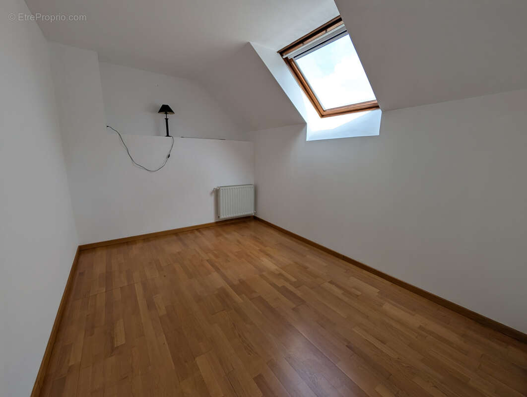 Maison à GARANCIERES