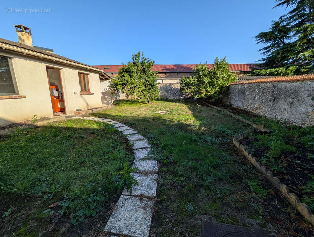 Maison à GARANCIERES