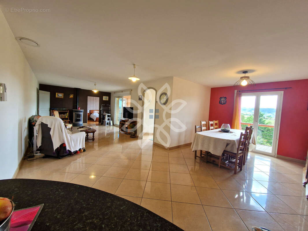 Maison à VIEILLE-BRIOUDE