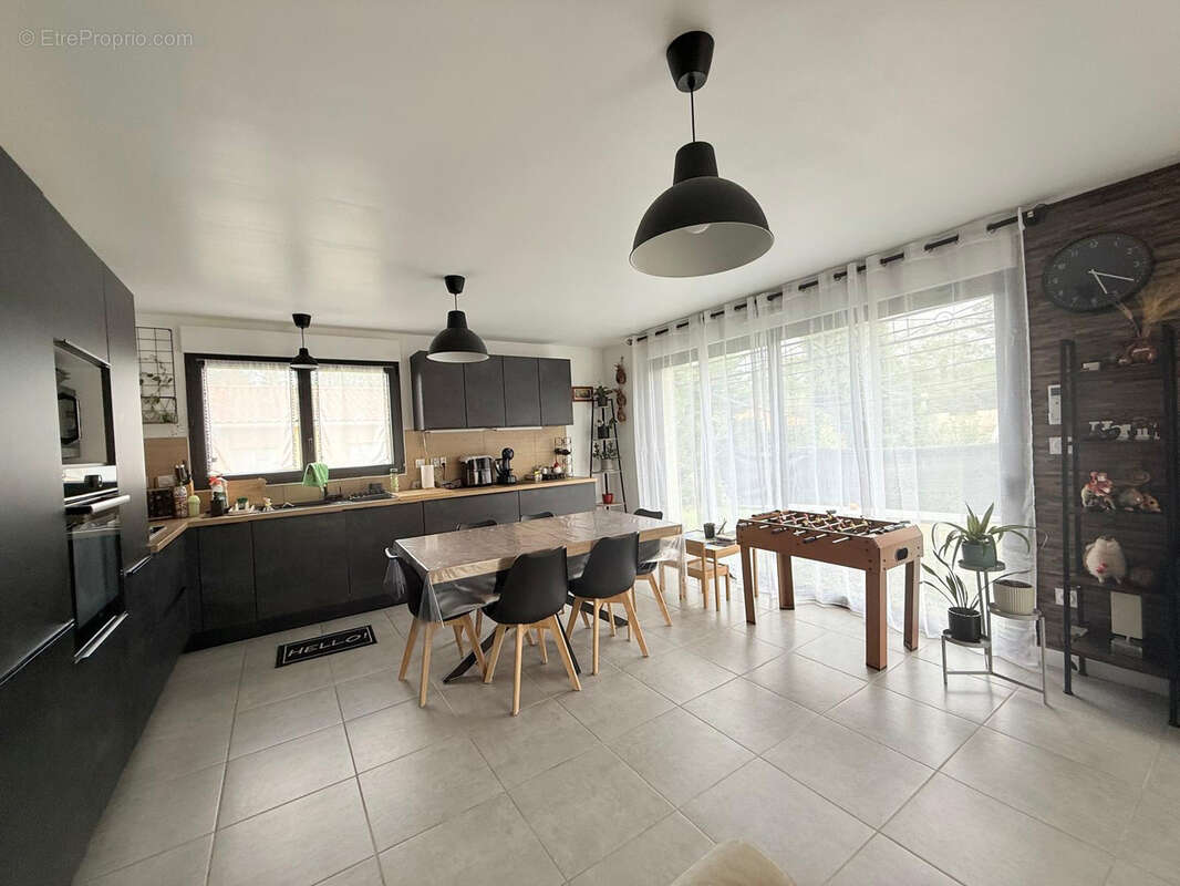 Maison à BEAUMONT-SUR-LEZE