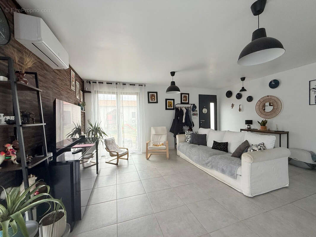 Maison à BEAUMONT-SUR-LEZE